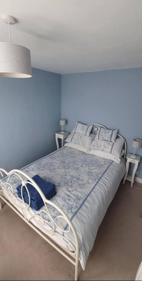 Beautiful 1 Bedroom Cottage With Courtyard. ディール エクステリア 写真